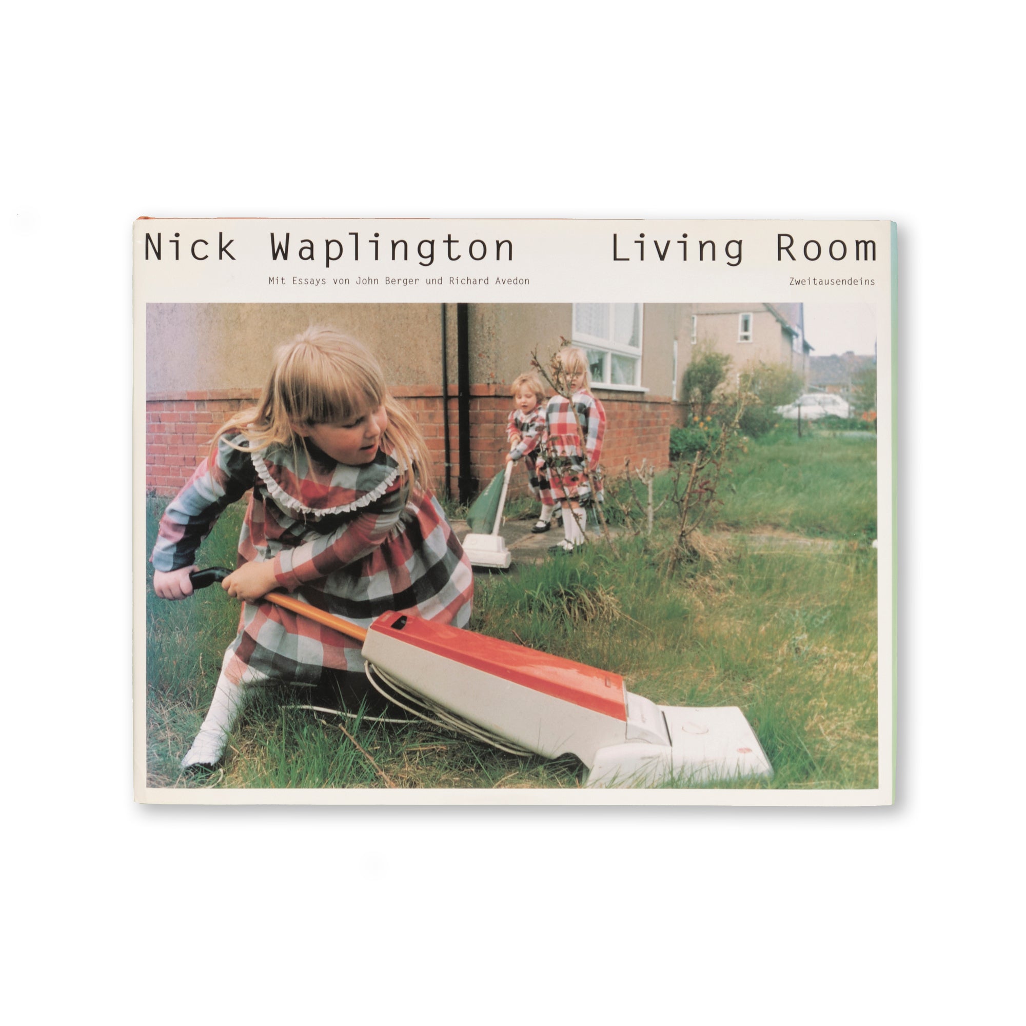 Living Room / Nick Waplington ニック・ワプリントン | nate-hospital.com