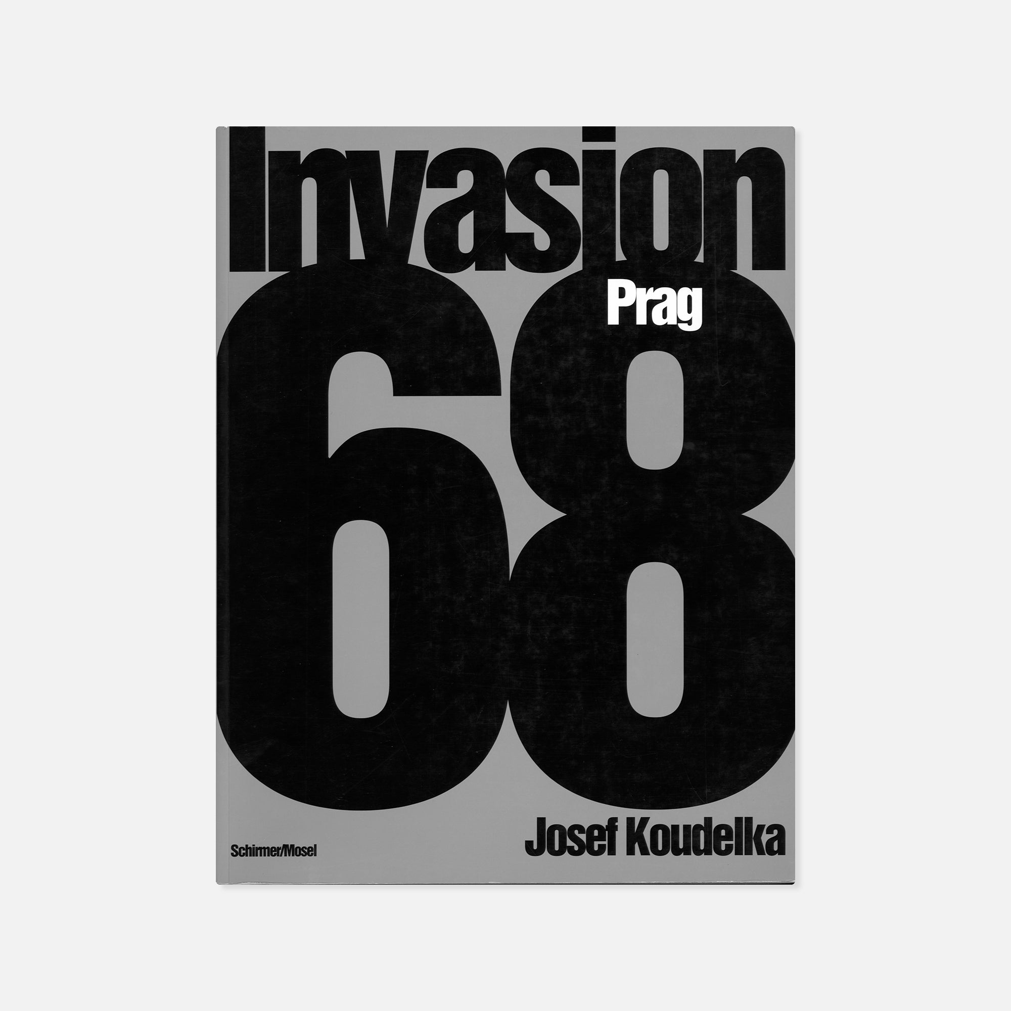 Josef Koudelka — Invasion Prag 68