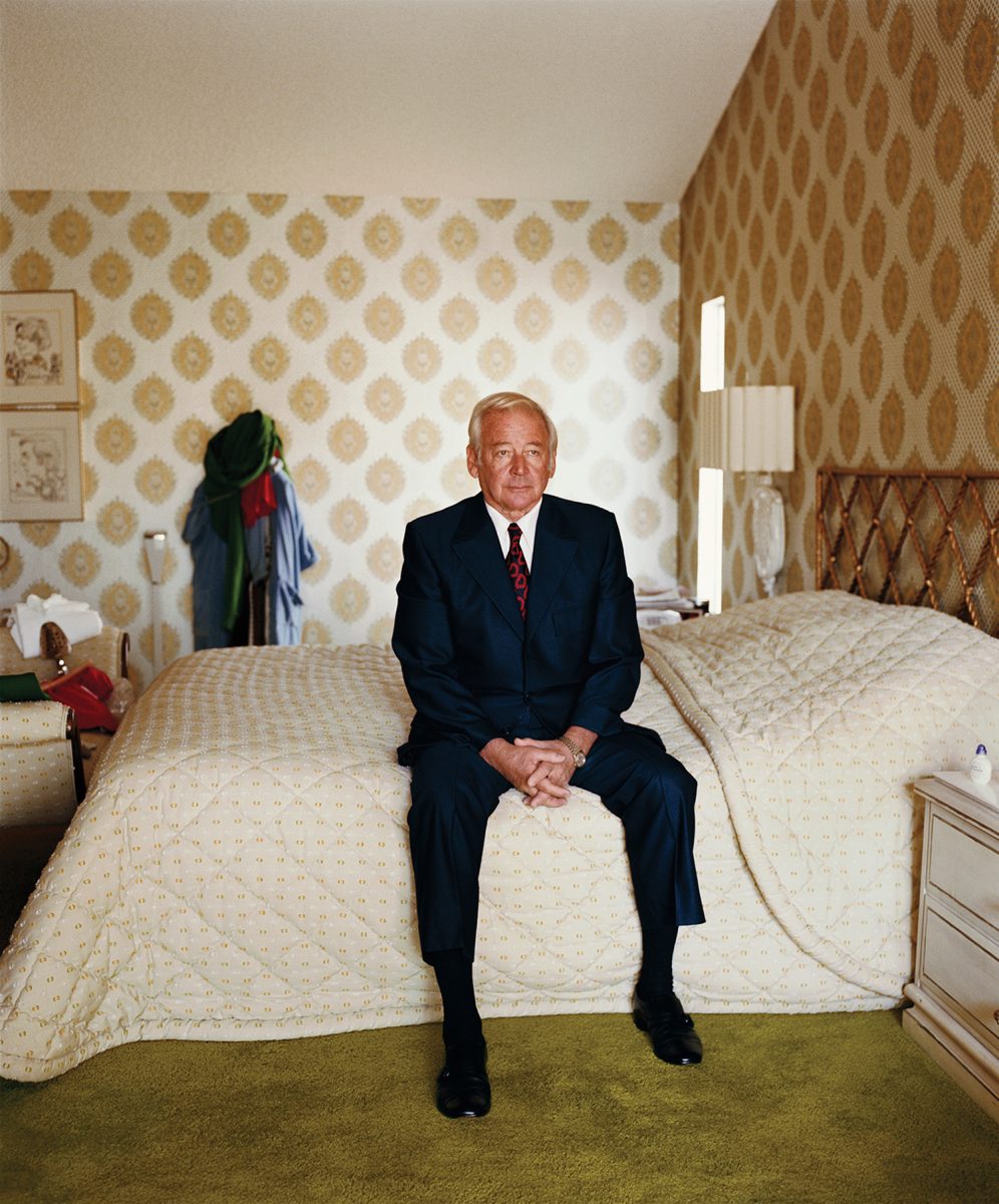 Larry Sultan — Pictures from Home