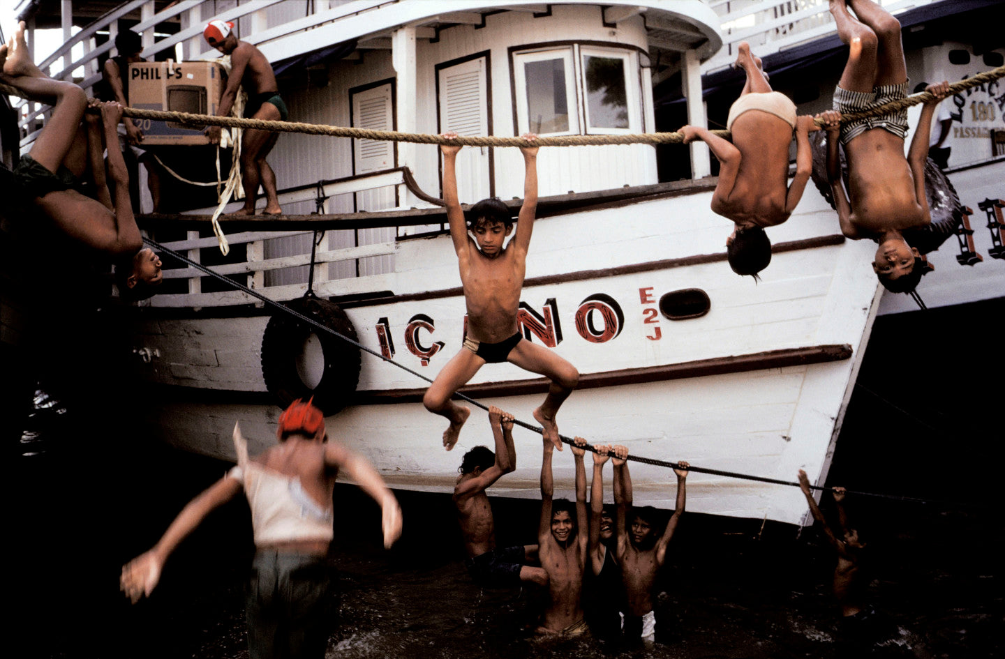 Alex Webb — Amazon: From the Floodplains to the Clouds