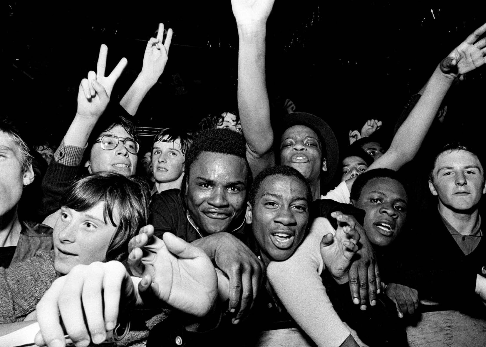 Syd Shelton — Crowds 1977-1981