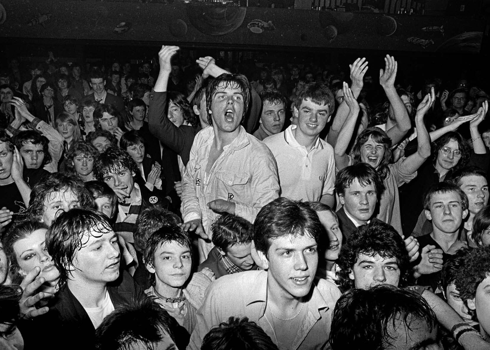 Syd Shelton — Crowds 1977-1981