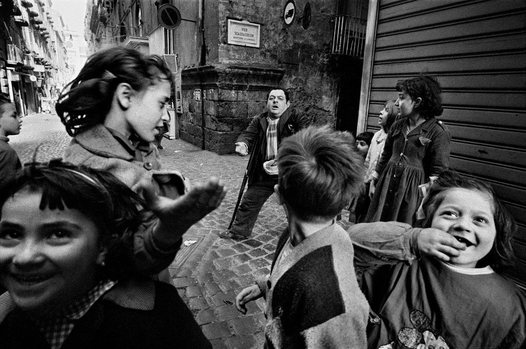 Bruno Barbey — Les Italiens